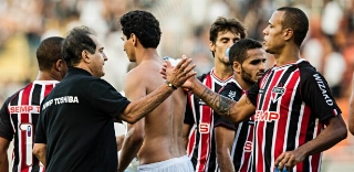 SP achou uma utilidade para jogo "sob suspeita". Replay de 2004 assusta