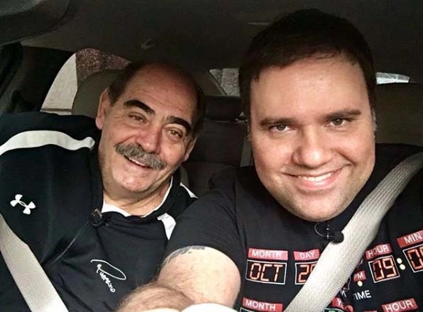 Rivellino e o jornalista Rodrigo Rodrigues. Foto: arquivo pessoal de Rivellino