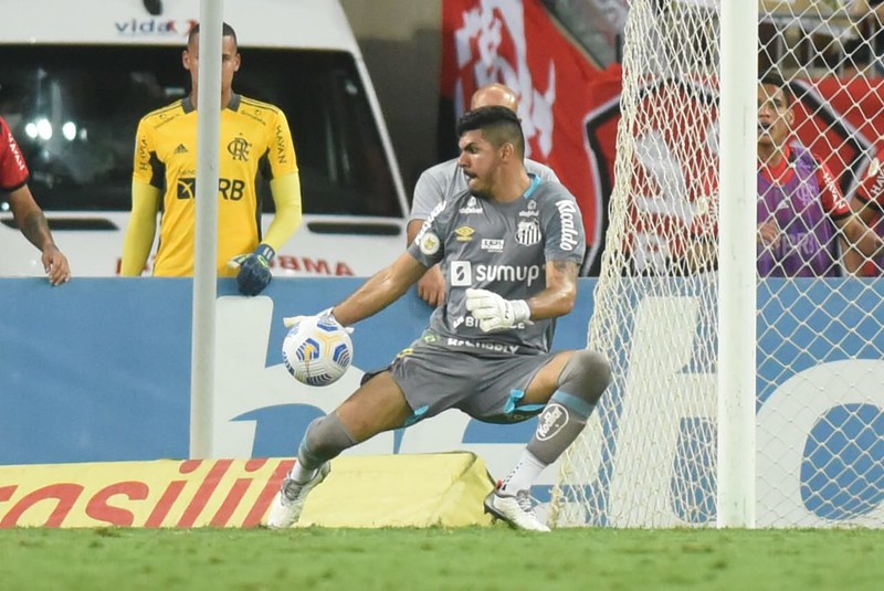 João Paulo foi decisivo na luta do Peixe contra o rebaixamento. Foto: Ivan Storti/Santos FC