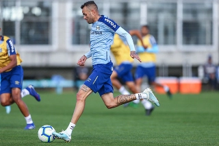 Atacante em treino do Grêmio. Foto: LUCAS UEBEL/GRÊMIO FBPA