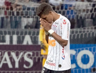 Pedrinho realizou fisioterapia e tomou analgésicos para acelerar o seu retorno. Foto: Daniel Augusto Jr./Agência Corinthians