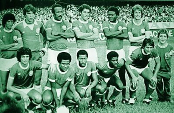 Da esquerda para a direita, em pé: Rosemiro, Gilmar, Beto Fuscão, Polozzi, Mococa, Pedrinho, Zé Mário, Jorge Mendonça, César, Pires e Baroninho. Foto: Arquivo pessoal