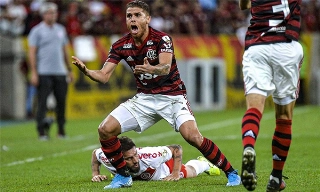Cuellar é a dúvida do Flamengo para esta noite. Foto: Divulgação/Flamengo