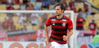 O zagueiro comentou também o desejo de voltar a defender a seleção. Foto: Alexandre Vidal/Flamengo
