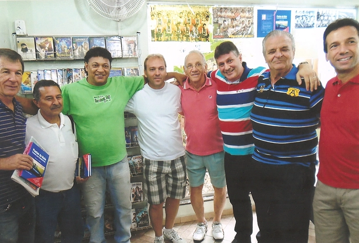 Da esquerda para a direita, Tadeu Ricci, Luiz, Paulo César Cammassutti, Reginaldo (radialista), Antoninho 