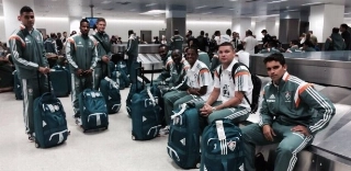 Flu chega a Miami, mas tem voo para Orlando cancelado e sofre em aeroporto