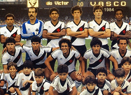 O ponta-direita no time vasca&iacute;no vice-campe&atilde;o brasileiro de 1984. Em p&eacute;: Edevaldo, Roberto Costa, Donato, Ivan, Daniel Gonz&aacute;lez e Oliveira. Agachados: Mauricinho, Geovani, Roberto Dinamite, Marcelo e Marquinho Carioca.