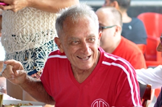 João Batista Ramos, o Joãozinho do Vasco, nasceu em Barra Mansa-RJ no dia 18 de outubro de 1939