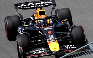 F1: Verstappen sofre concorrência das Williams mas lidera TL1 em Montreal