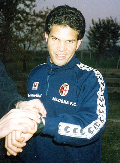 Geovani, em 1990, em sua &eacute;poca de Bologna FC, na It&aacute;lia. 

