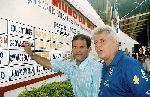 No dia 27 de mar&ccedil;o de 2005, o Cordeiro FC, da cidade de Cordeiro, no interior do Rio de Janeiro, inaugurou em seu est&aacute;dio o 