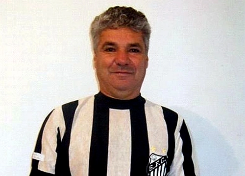 Babá   - Ex-ponta-direita do Santos