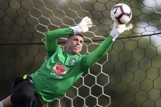 Goleiro de 24 anos da Macaca já esteve na mira de São Paulo, Palmeiras e Flamengo. Foto: Lucas Figueiredo/CBF