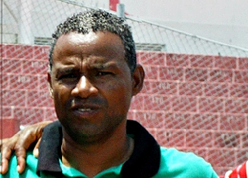 Osias - Ex-meia do Palmeiras