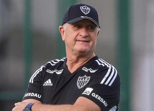 Scolari anuncia hoje quem vai jogar contra a Grécia