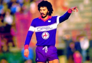 O saudoso meia-atacante defendeu a equipe italiana em 1984 e 1985. Foto: Divulgação