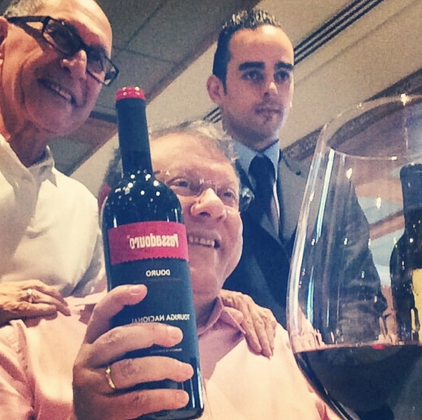 José Silvério, Milton Neves e o enólogo português Jorge Serôdio da Adega Alentejana