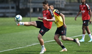 Delegação do Furacão trabalhou no CT do Caju. Foto: site oficial do Athletico-PR
