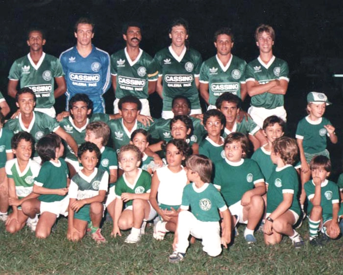 Em pé (da esq. para a dir.): Ditinho, Ivan izzo, Vágner Bacharel, Paulinho, Márcio, Denys. Agachados: Jorginho, Edmar, Mirandinha, Gérson Caçapa, Mendonça.