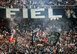 Se o futebol é emocionante por causa da imprevisibilidade, a lógica consegue explicar o porquê de a bola não entrar por acaso no gol adversário