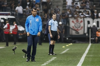 Del Valle domina as ações e surpreende Corinthians em Itaquera