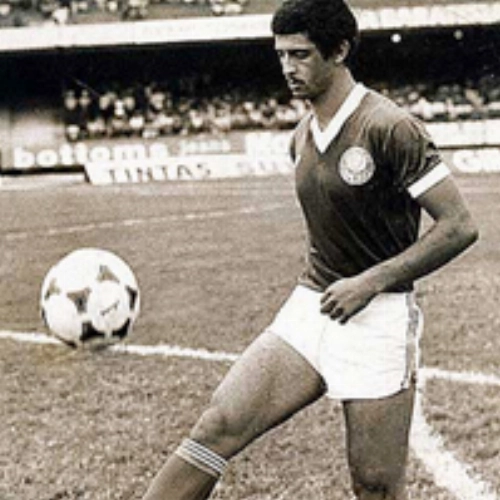 Deda  - Ex-zagueiro do Palmeiras