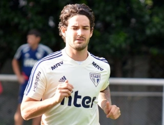 Pato foi diagnosticado com um estiramento na coxa direita. Foto: Rubens Chiri/São Paulo