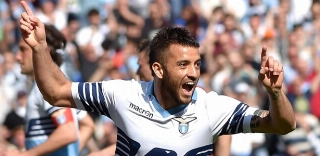 Felipe Anderson volta à mira do Manchester United e Santos pode se dar bem