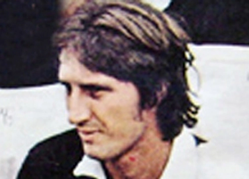 Ferretti  - Ex-centroavante do Botafogo e Santos