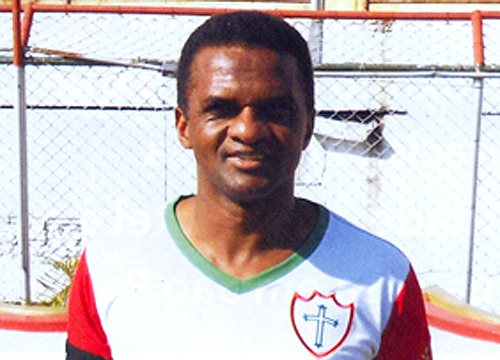 Capit&atilde;o (Ole&uacute;de)  - Ex-volante da Portuguesa e do S&atilde;o Paulo