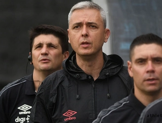 O sucesso e propostas tentadoras de uma hora para outra. Foto: Site oficial do Athletico