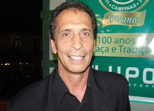 Capitão  - Ex-atacante do Guarani e Atlético-PR