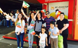 Irã proíbe jogadores de posar para selfies com a torcida