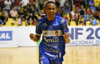 O melhor debate esportivo está na mesa do bar, nos apelidos ortodoxos e nos comentários aleatórios que viram realidade. Foto: Intelli São Carlos/Divulgação