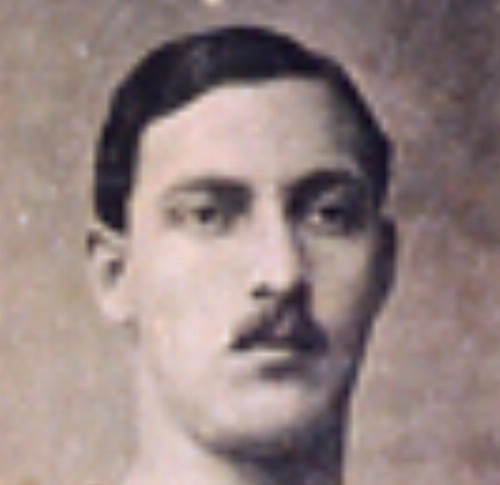 Urbano Caldeira   - Ex-goleiro e treinador do Santos