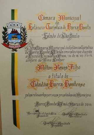 Aqui está meu honroso Título de Cidadão de Barra Bonita