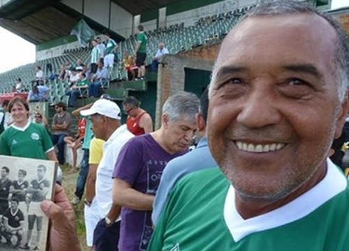 Adair - Ex-lateral do Grêmio