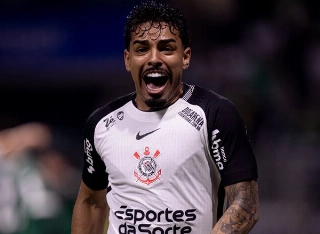 Matheus Bidu comemora o primeiro gol do Alvinegro no D&eacute;rbi. Foto: Rodrigo Coca/Corinthians
