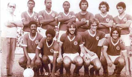 Em pé: Wilson Campos, Alberto, Amaral, Tobias, Flamarion e Bezerra. Agachados: Jáder, Washington, Clayton, Alfredo e Darcy.