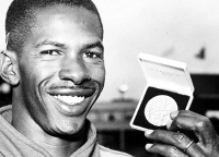 Adhemar Ferreira da Silva  - Bicampe&atilde;o ol&iacute;mpico do salto triplo