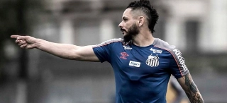 Zagueiro foi um dos destaques na vitória contra o Palmeiras. Foto: Ivan Storti/SantosFC