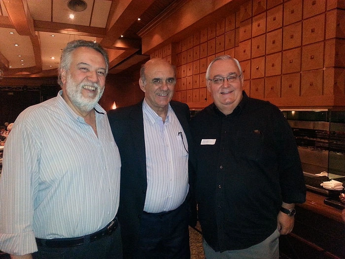 Da esquerda para a direita, Zancopé Simões, Waldir Peres e José Nello Marques. Foto enviada por Tico Cassolla