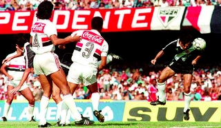 Achados & Perdidos: H&aacute; 36 anos, com gol de Sorato, o Vasco derrotava o S&atilde;o Paulo e faturava o Brasileiro