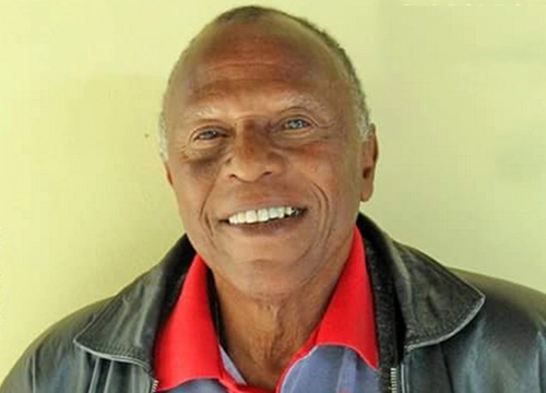 Dito Flecha  - Ex-ponta da Ponte Preta