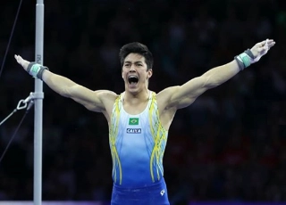 Biles faz história no Mundial e Nory é o melhor na barra fixa. (Foto: @ecpinheiros)