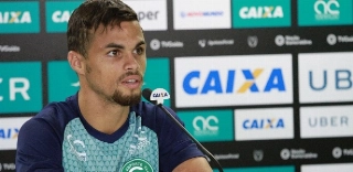 Santos aposta em grana de Bruno Henrique e Copete pra levar "joia" do Goiás
