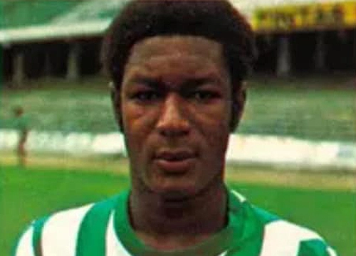 Gardel   - Ex-zagueiro do Coxa, Inter e Vasco