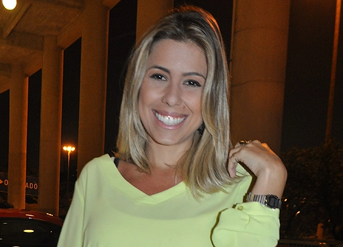 Yara Fantoni - Jornalista