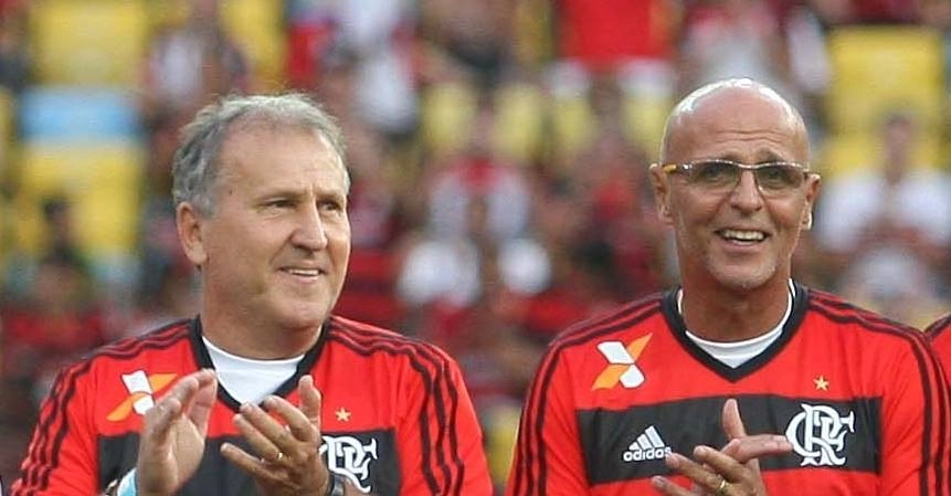 Zico e Júlio César, homenageados pelo Flamengo, em 2014. Foto: Facebook de Júlio César