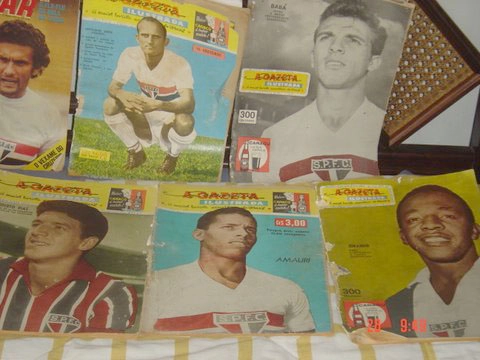 Pelé e um Tricolor, no Pacaembu